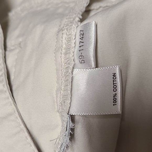 Ann Taylor LOFT Cargo Skirt. Size 0 - Picture 6 of 7